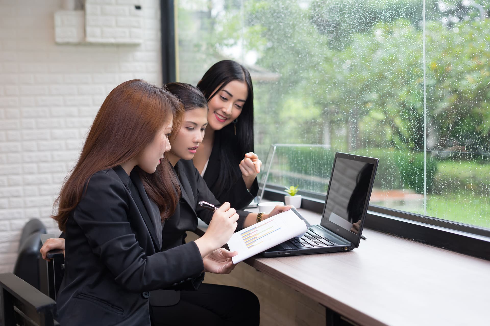 Blog: How to Apply for Malaysian Employment Pass & Work Permits: A Guide for International Graduates